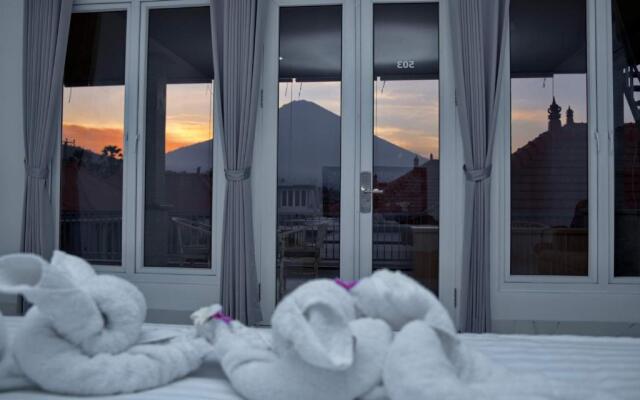 Seamount Hotel