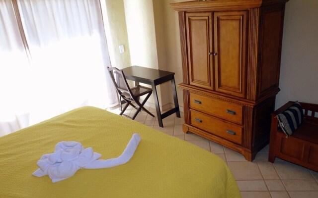 Baja 305 - 2 Br Condo