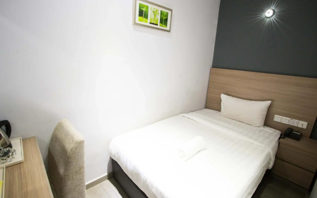 Hotel 99 - Kota Kemuning