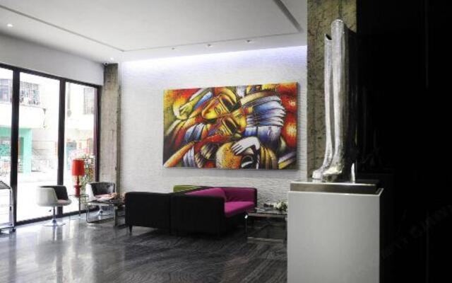 Quanzi Art Inn