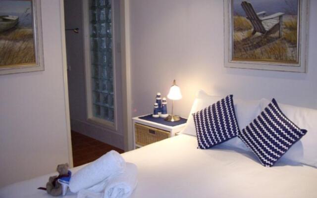 Alexander Lakeside Bed & Breakfast