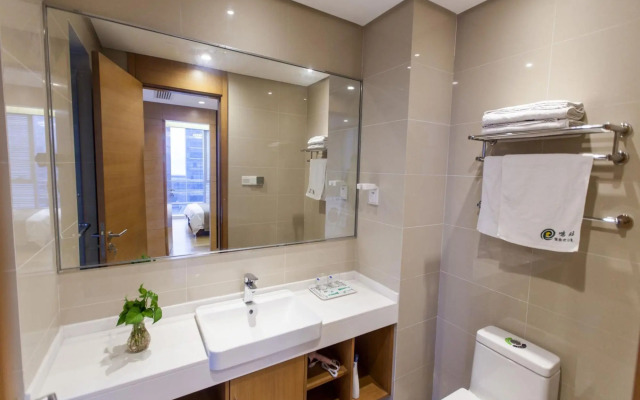 Suzhou Moon Bay Service Apartment