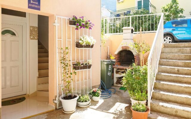 Apartments Jela