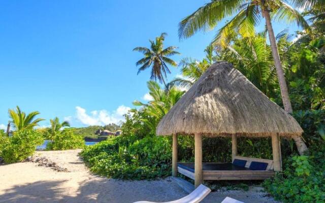 Savasi Island Resort