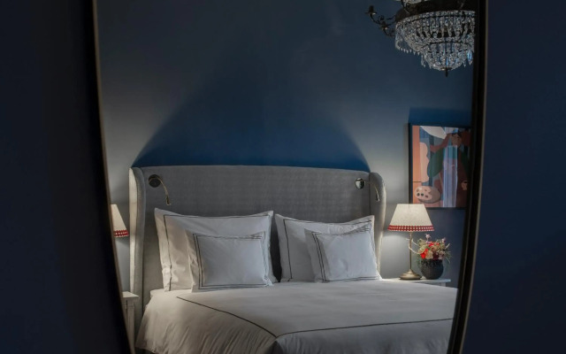 The Sparrow Hotel