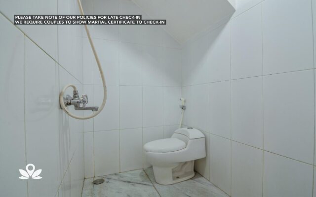 Guest House Aini I