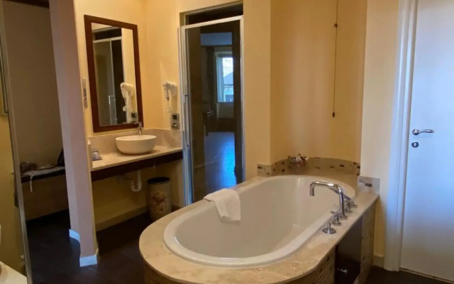 Vogue Hotel