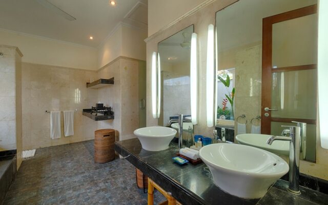 Kutus Kutus Saba Beach Villas