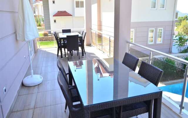 New Age Villa Oleander & Meander