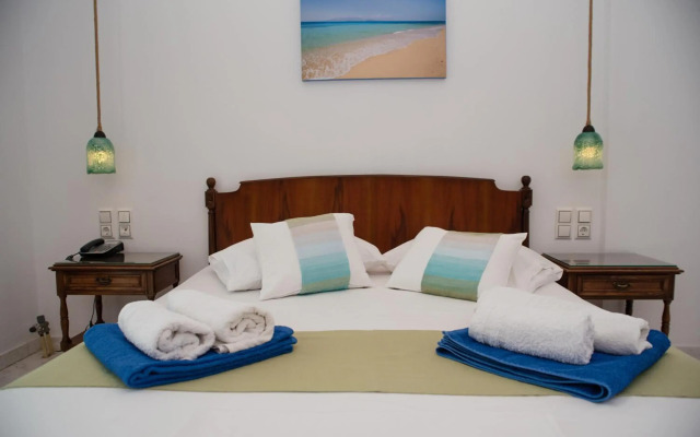 Adonis Hotel Naxos