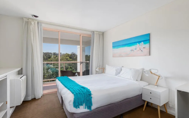 Pacific Bay Resort Suite