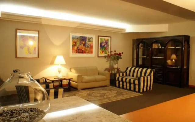 Duque Center Hotel
