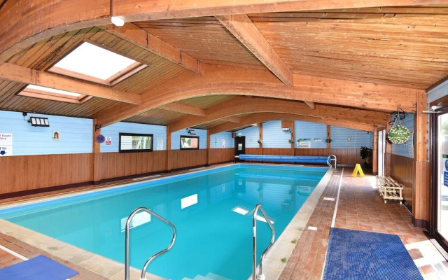 6 Pinewood Retreat