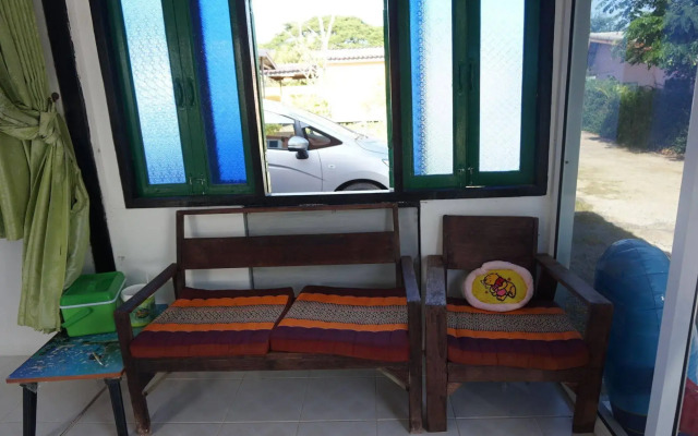 Koh Kaew Rim Nam Resort