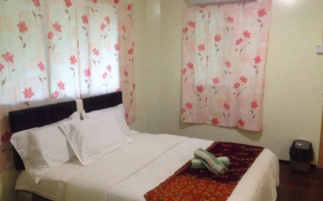 Sukau Greenview Bed and Breakfast
