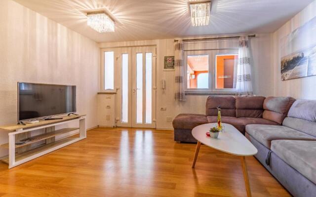 Apartments Larst