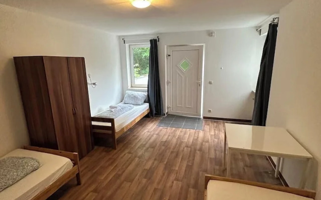 2-Rent Group Hostel Apartments HAN53