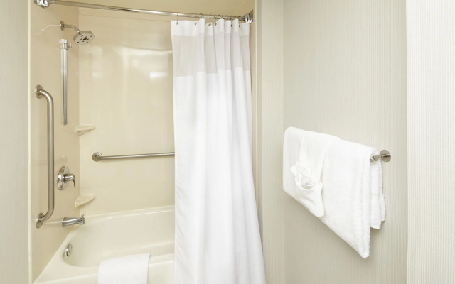 Courtyard by Marriott Lansing