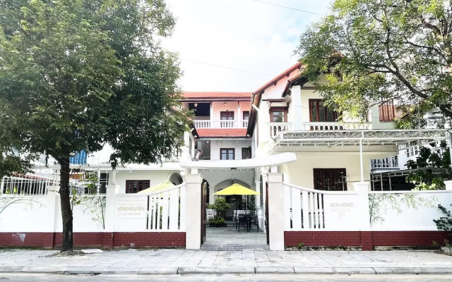Sen Hong Apartment & Beer Garden