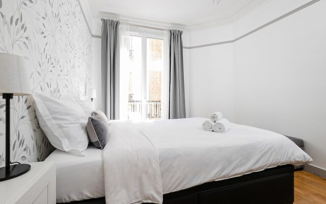 Eiffel Tower- Boucicaut Private Apartment