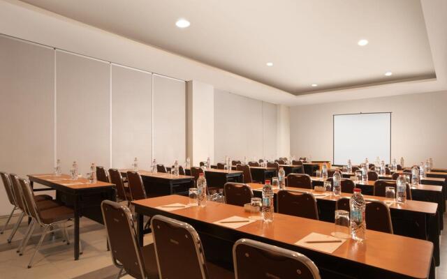 Amaris Hotel Margorejo - Surabaya