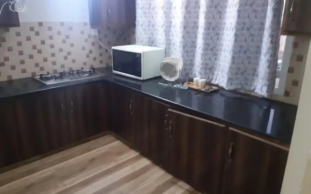 Greenleaf Suites