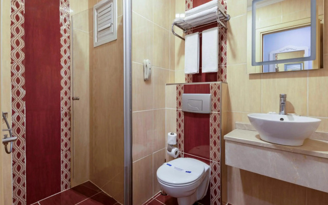 Ata Lagoon Beach Hotel