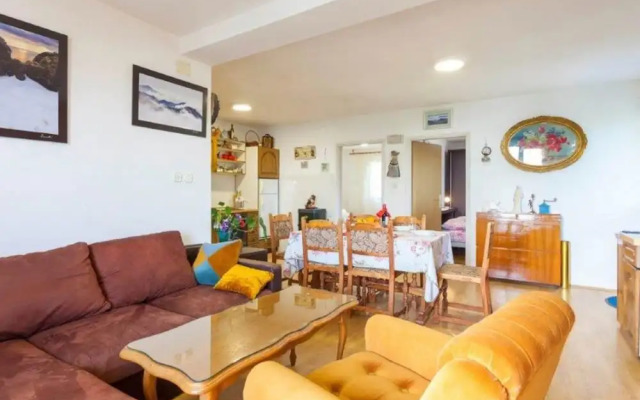 Gorgeous Villa in Tučepi with Private Swimming Pool