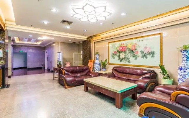 Xingning Transportation Hotel — 2-star hotel in Meizhou