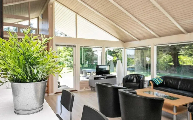 10 Person Holiday Home in Hjorring-by Traum