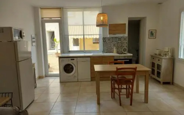 Le Duplex De La Gare