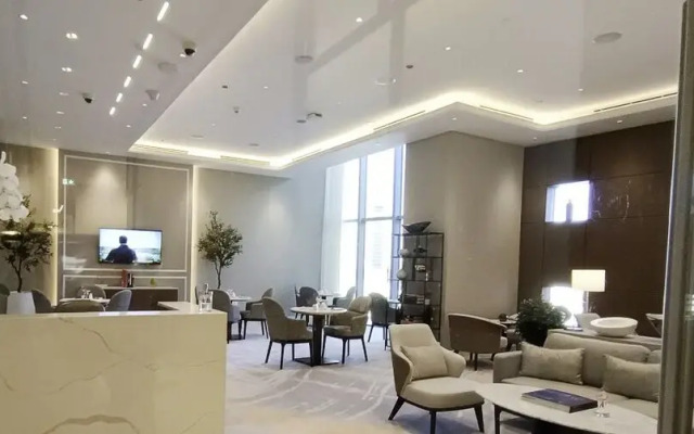 Lux  The Address Dubai Mall Suite