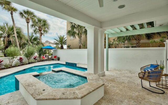 Beaches Be Sippin by Five Star Properties