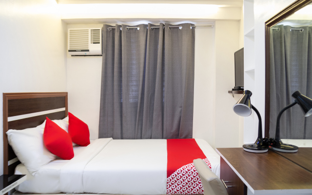 Circle-b Apartelle & Suites