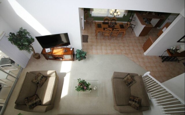 Exotic Nest 5 Bedroom Home by Redawning