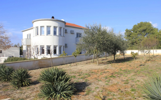 Marin - A1(2+2) in Biograd