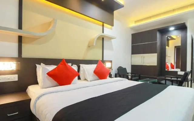Le Moshe Inn by OYO Rooms