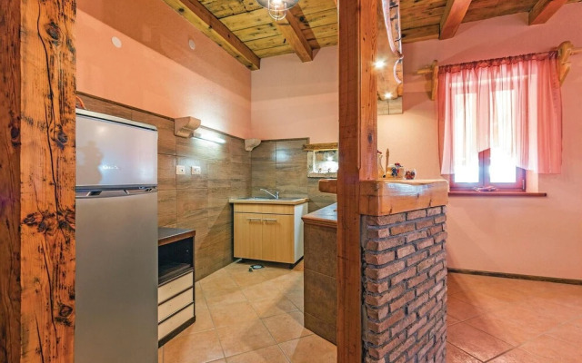 Amazing Home in Pula With Sauna, Wifi and 4 Bedrooms