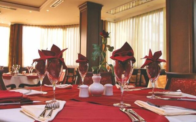 The Regent Club Hotel
