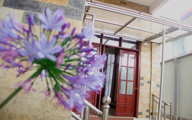 KiliCrane Lodge