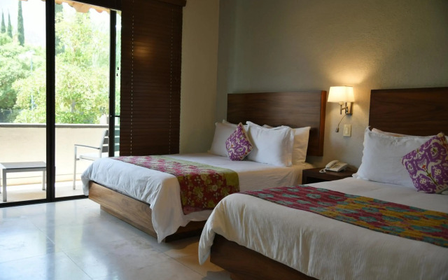 La Reserva Chapala Resort