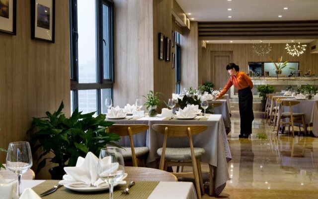 Atour Xi'an Yanta Hotel