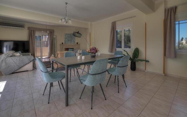 Magnificent Villa Prinos Princess