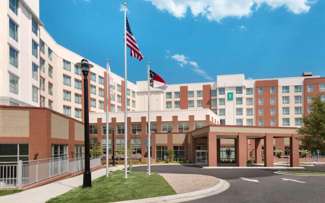 Embassy Suites by Hilton Charlotte Ayrsley