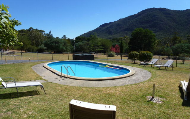 The Grampians Motel & The Views Restaurant