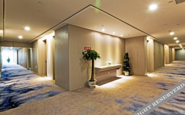 Lily’s Hotel