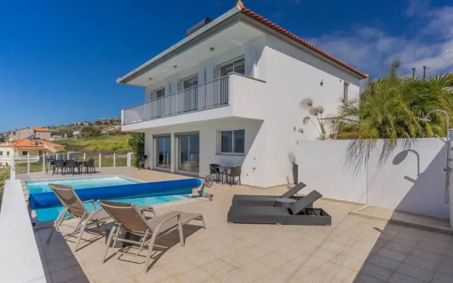 Villa Eldomar 61 in Estreito da Calheta