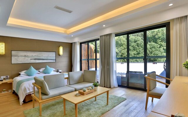 Nostalgia Hotel (West lake Hangzhou)