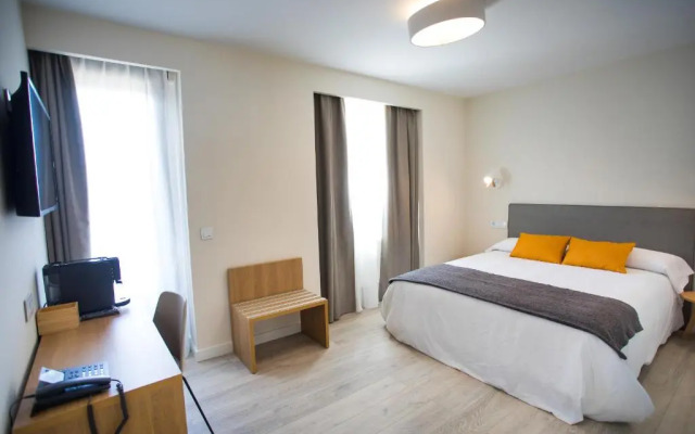 Villa Lucerna Sports & Hotel Resort