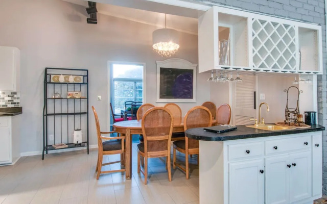 The Saunders Retreat